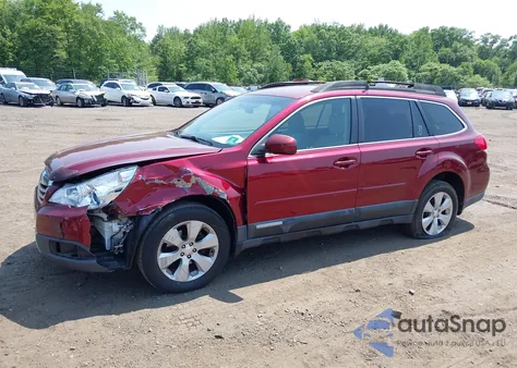 2011 Subaru Outback 2.5I Limited z USA, uszkodzony, nr VIN 4S4BRBJCXB3372722